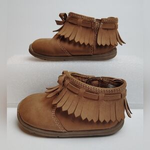Carter's Baby Girl Moccasins - Every Step Boots Size 4.5T
